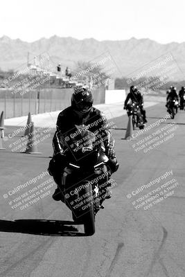 media/Apr-01-2023-2WTD (Sat) [[9aaf6867f7]]/Around the Pits/
